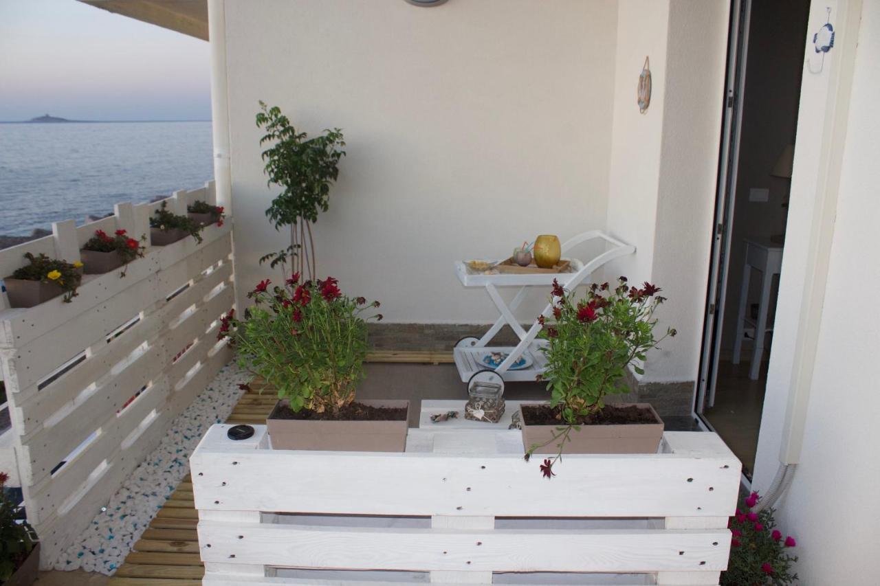 Sea View Life Hotell Carini Exteriör bild