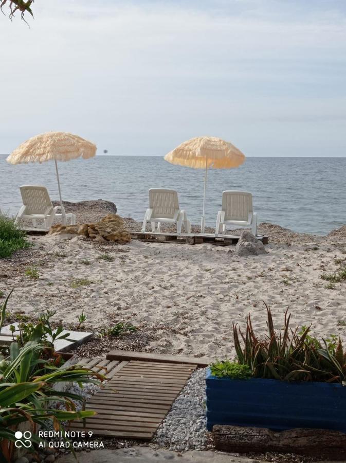 Sea View Life Hotell Carini Exteriör bild